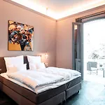 Sa Couette-café 4*