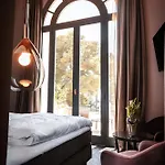 Couette-café Sa 4*